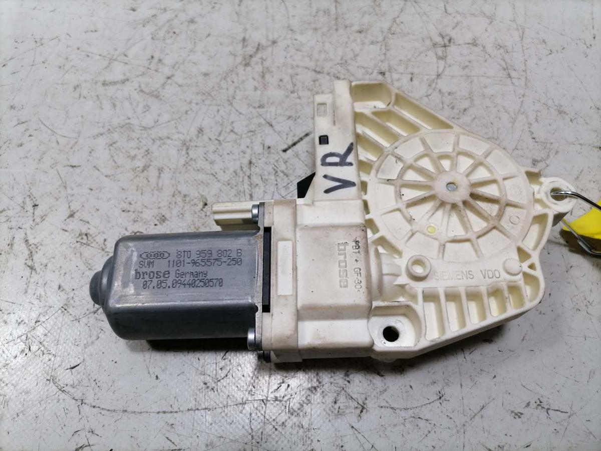 Audi A5 8T original Fensterhebermotor vorn rechts Bj.2009